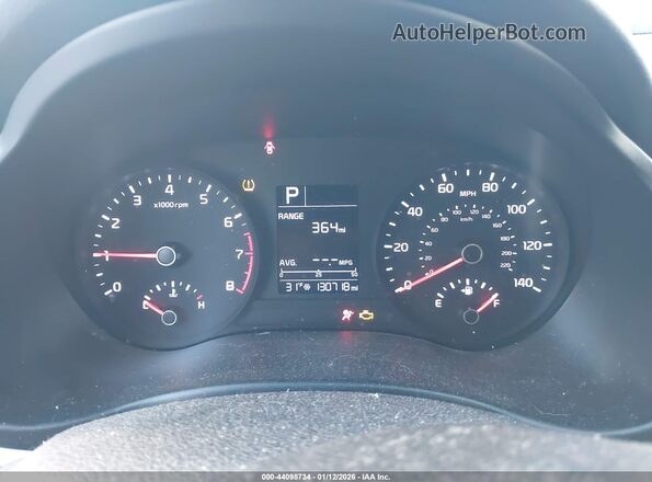 3KPA25AB2KE180300 2019 KIA RIO 5-DOOR Blue Vista de los asientos traseros