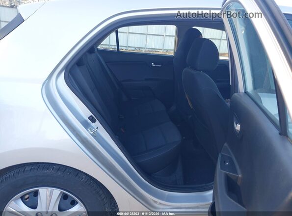 3KPA25AD2LE352683 2020 KIA RIO 5-DOOR Серебряный Вид наклейки с VIN-кодом