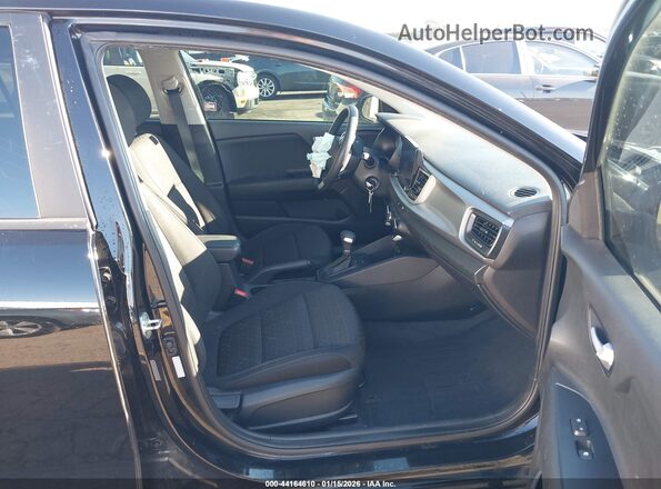 3KPA25AD2ME431286 2021 KIA RIO 5-DOOR Black Սալոնի դիմացի տեսք