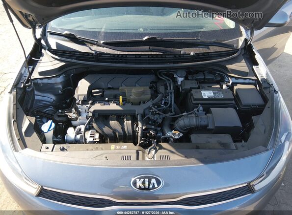 3KPA25AD9LE328901 2020 KIA RIO 5-DOOR Gray Вид ззаду