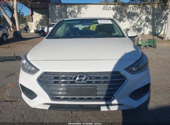 3KPC24A60LE104842 2020 HYUNDAI ACCENT White Widok wnętrza z tyłu