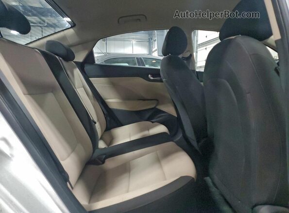 3KPC24A61LE107071 2020 HYUNDAI ACCENT White Հետևի նստատեղերի տեսք
