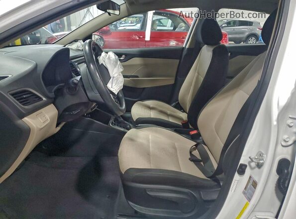 3KPC24A61LE107071 2020 HYUNDAI ACCENT White Սալոնի դիմացի տեսք