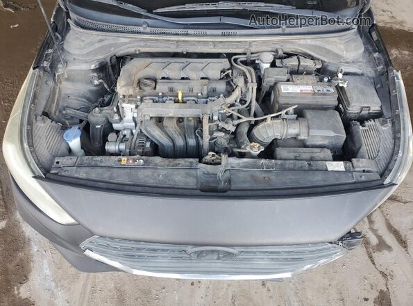 3KPC24A63LE114734 2020 HYUNDAI ACCENT Black Rear interior view
