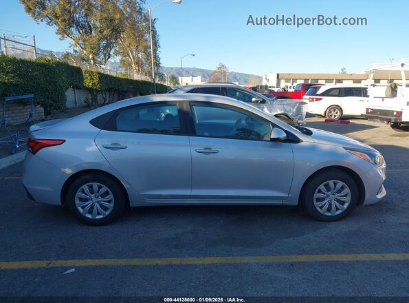 3KPC24A65ME130497 2021 HYUNDAI ACCENT Silver Вид задньої частини салону