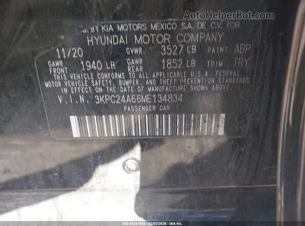 3KPC24A66ME134834 2021 HYUNDAI ACCENT Black ძრავის განყოფილების ხედი