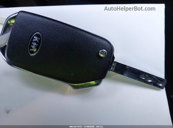 3KPF24AD1ME369301 2021 KIA FORTE White Widok deski rozdzielczej
