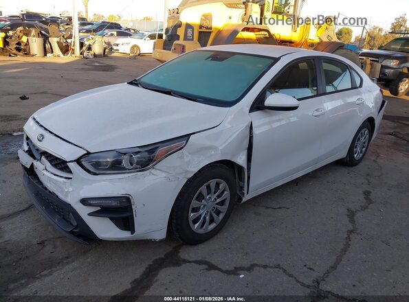 3KPF24AD1ME369301 2021 KIA FORTE White Przód lewy
