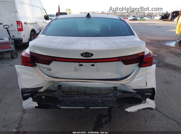 3KPF24AD1ME369301 2021 KIA FORTE White 