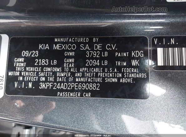 3KPF24AD2PE690882 2023 KIA FORTE Gray Vista del compartimento del motor