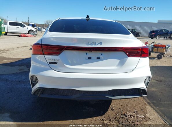 3KPF24AD9NE476551 2022 KIA FORTE White 