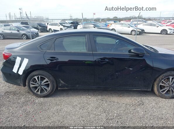 3KPF24AD9RE811622 2024 KIA FORTE Black Панорамний вид салону 360°