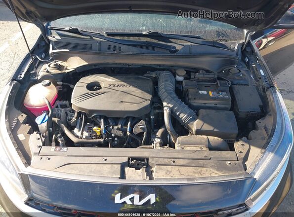 3KPF44AC3NE477535 2022 KIA FORTE Black Вид ззаду