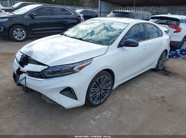 3KPF44AC7RE693636 2024 KIA FORTE White Передня ліва чверть