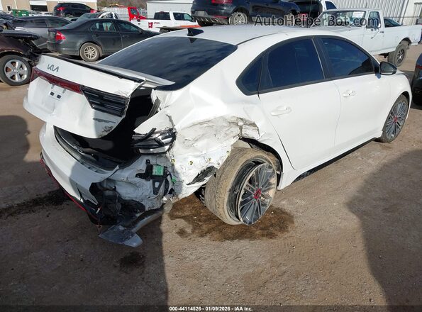 3KPF44AC7RE693636 2024 KIA FORTE White Задня права чверть