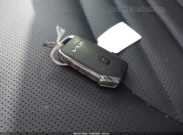 3KPF44AC7RE693636 2024 KIA FORTE White Вид панелі приладів