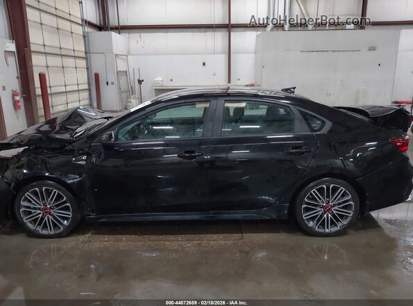 3KPF44ACXPE621696 2023 KIA FORTE Черный Вид задней части салона