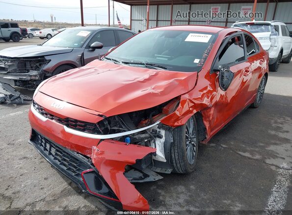 3KPF54AD2NE486328 2022 KIA FORTE Orange Передня ліва чверть