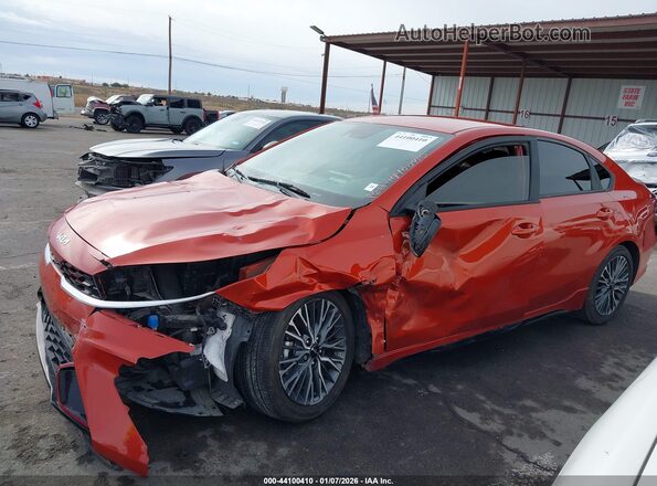 3KPF54AD2NE486328 2022 KIA FORTE Orange Панорамний вид салону 360°