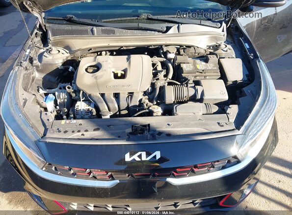 3KPF54AD4NE436546 2022 KIA FORTE Black 