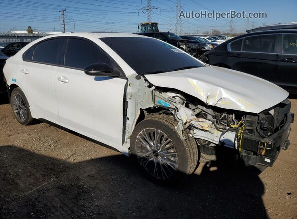 3KPF54AD8NE426845 2022 KIA FORTE White წინა მარჯვენა