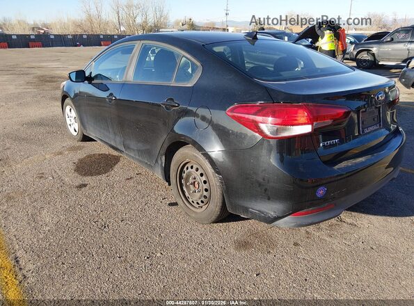 3KPFK4A77HE116676 2017 KIA FORTE Black Trasero izquierdo