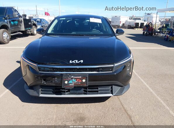 3KPFU4DE5SE206937 2025 KIA K4 Black Вид задньої частини салону