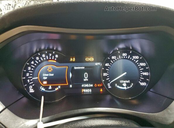 3LN6L5F97LR618453 2020 LINCOLN MKZ Gray Սարքավորումների վահանակի տեսք