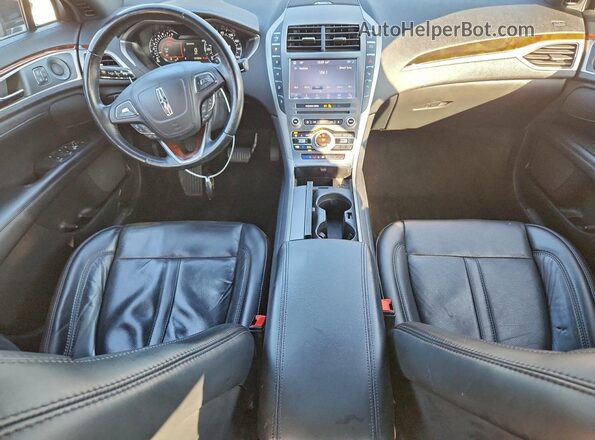 3LN6L5F99LR611083 2020 LINCOLN MKZ Черный Вид панели приборов