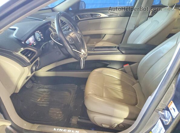3LN6L5FC0JR615953 2018 LINCOLN MKZ Серебряный Вид салона спереди