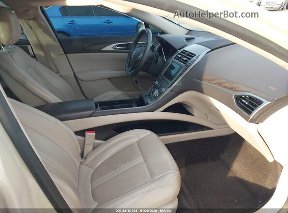 3LN6L5LU0JR628148 2018 LINCOLN MKZ HYBRID Beige Front interior view