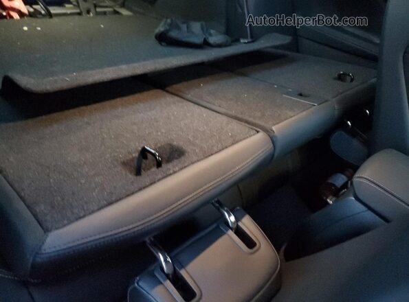 3MF13DM05R8E77875 2024 BMW M2 Black Widok tylnych siedzeń
