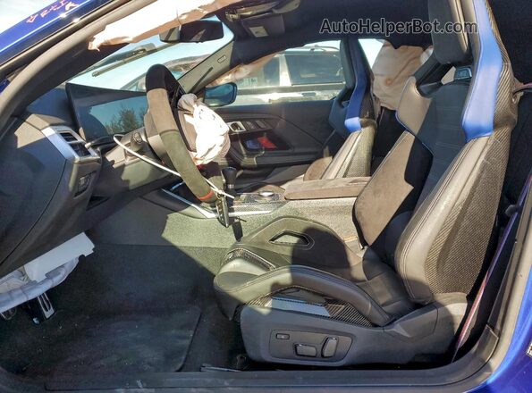 3MF23DM06S8F69961 2025 BMW M2 Blue Вид салону спереду