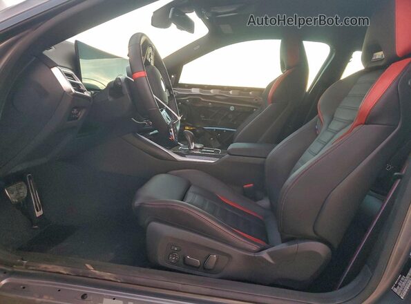 3MF23DM08S8F80816 2025 BMW M2 Gray წინა სალონის ხედი