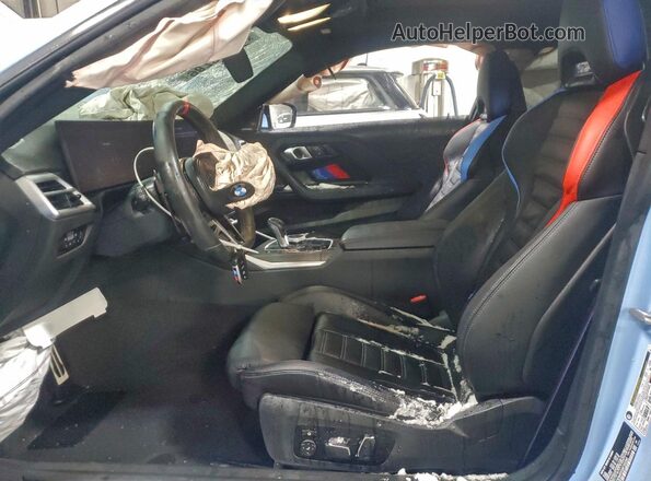 3MF23DM0XS8F30290 2025 BMW M2 Blue Vista interior delantera