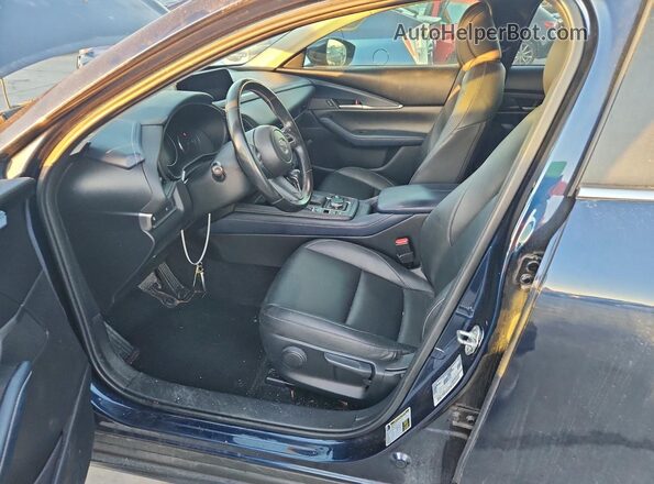 3MVDMACL5LM133340 2020 MAZDA CX-30 Blue Widok wnętrza z przodu