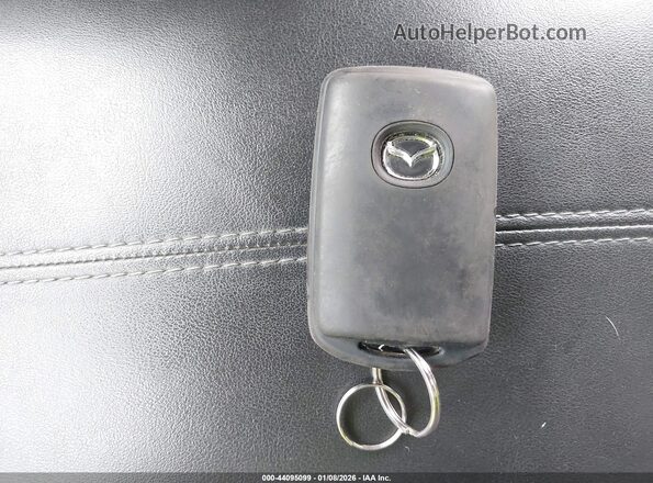 3MVDMBAY2MM231912 2021 MAZDA CX-30 Blue Vista del salpicadero