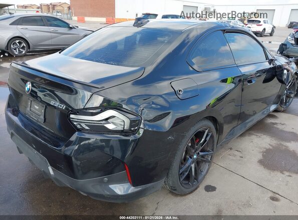 3MW23CM03N8C40620 2022 BMW 2 SERIES Black Սալոնի հետևի տեսք