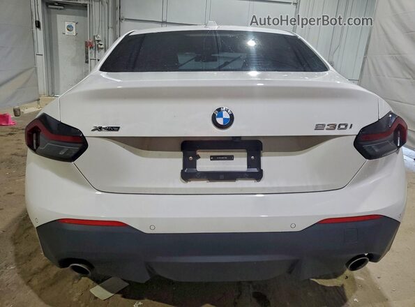 3MW33CM00S8F32631 2025 BMW 2 SERIES White უკანა ხედი