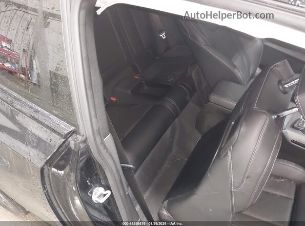 3MW33CM04R8D87362 2024 BMW 2 SERIES Black Widok naklejki z numerem VIN