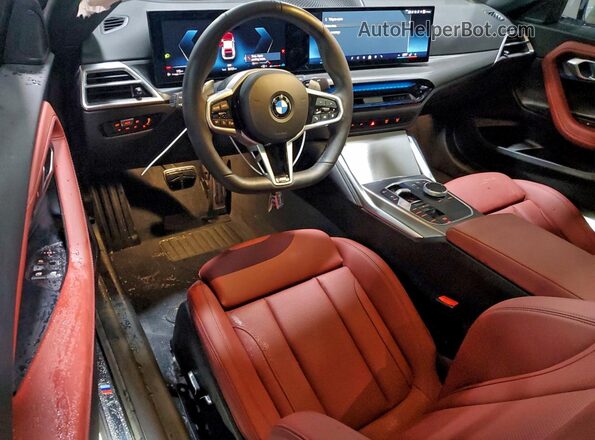 3MW33CM05S8F36545 2025 BMW 2 SERIES White Вид панелі приладів