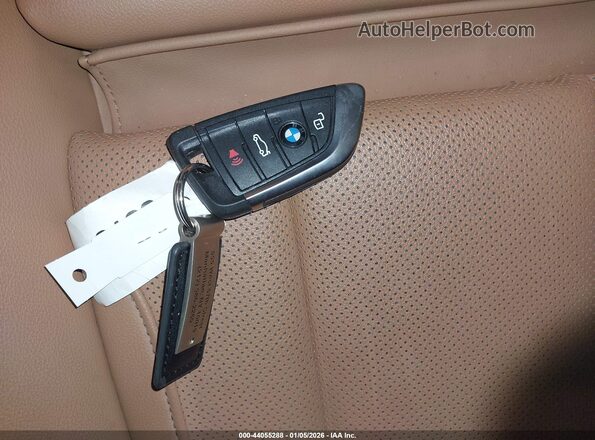 3MW33CM08R8E22405 2024 BMW 2 SERIES Black Widok deski rozdzielczej