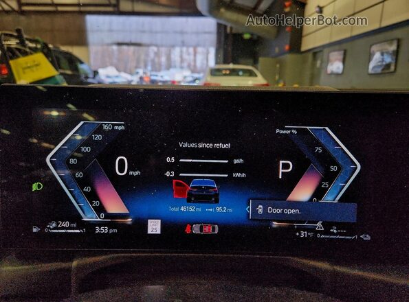 3MW39FS01P8D49202 2023 BMW 3 SERIES Black Instrument cluster view