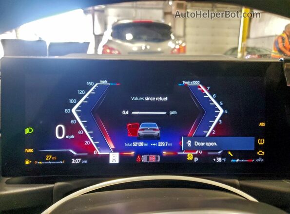 3MW49FF03P8D04907 2023 BMW M3 Gray Սարքավորումների վահանակի տեսք