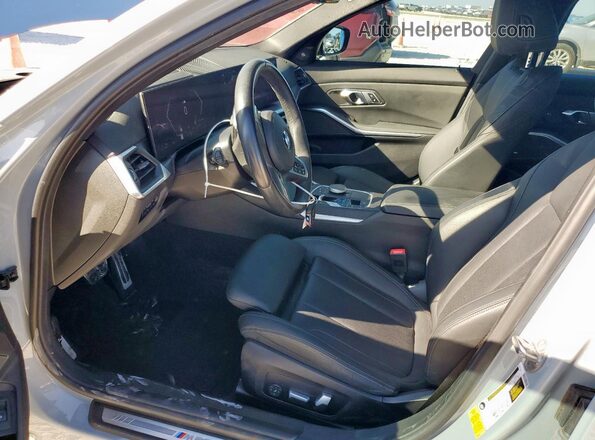 3MW49FS04P8D02069 2023 BMW M3 Silver წინა სალონის ხედი