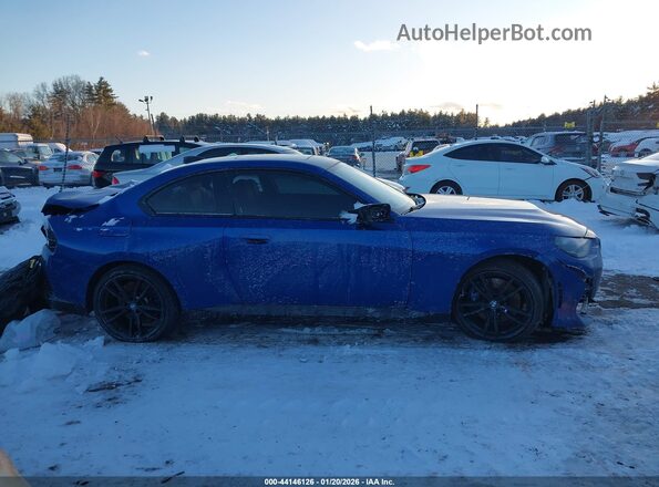 3MW53CM08N8C35796 2022 BMW M2 Blue Widok wnętrza z tyłu