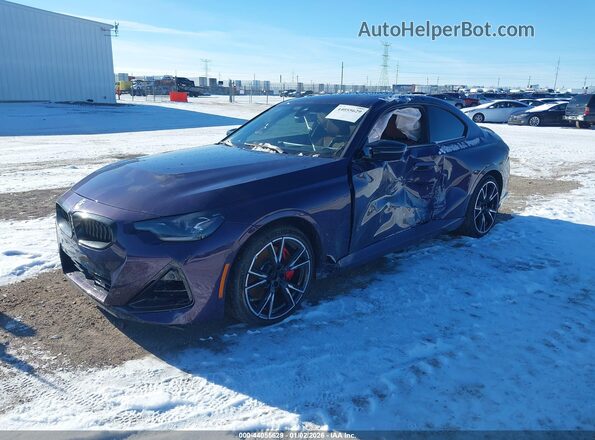 3MW53CM08T8F92716 2026 BMW M2 Purple Vista tres cuartos delantera izquierda