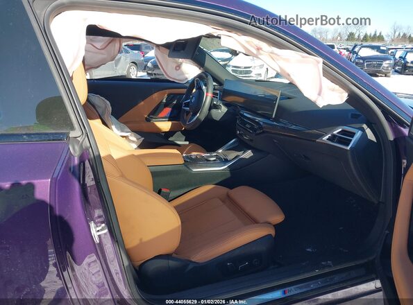 3MW53CM08T8F92716 2026 BMW M2 Purple Vista interior delantera