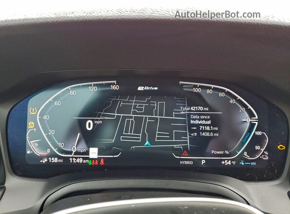 3MW5P7J02M8B49690 2021 BMW 3 SERIES Red Instrument cluster view