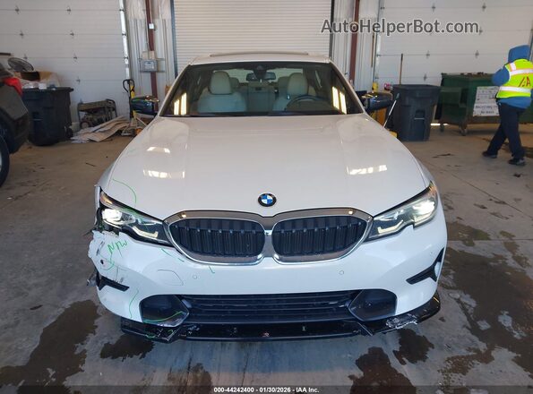 3MW5R7J01N8C57424 2022 BMW 3 SERIES White Vista del cuadro de instrumentos